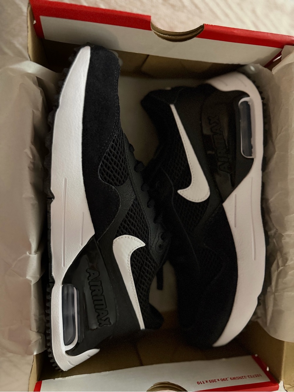 Nike Air Max Black and White - Picture 8 of 9